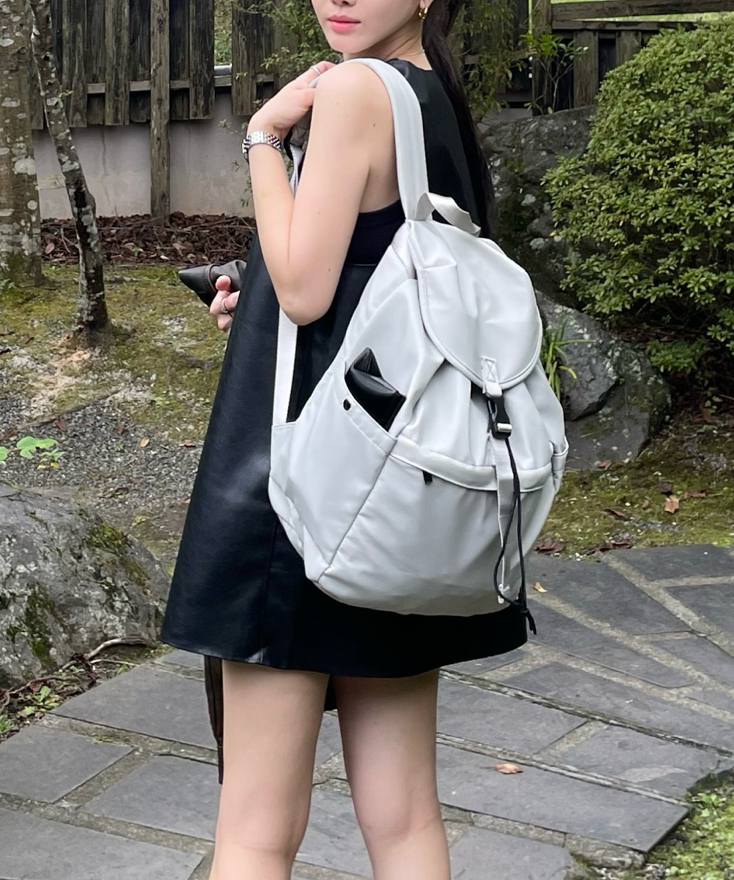 Рюкзак HEN STRING RUCKSACK на затяжках