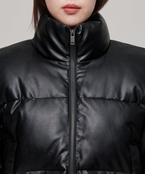 Женский короткий пуховик из экокожи (BLACK)