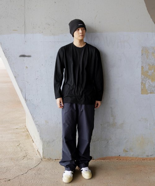 Базовый лонгслив Solid Black