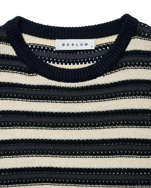 STRIPE PUNCHING KNIT VEST BLACK