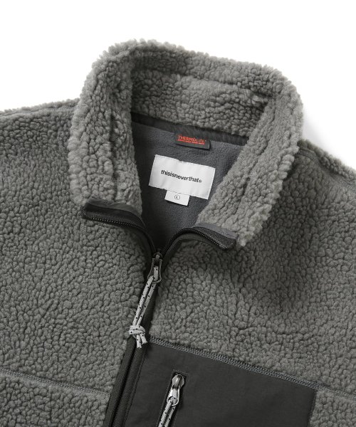 How to Style Fleece Jackets - the gray details