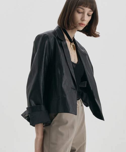 Короткая куртка из веган-кожи 6101 (Black)