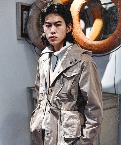 PILOT WINDBREAK [Warm Sand]