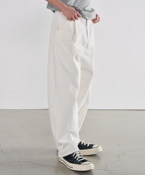 ASOS DESIGN balloon fit pants with carpenter details in brown - ShopStyle  Chinos & Khakis