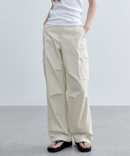WOMENS WIDE CARGO PANTS [CREAM]
