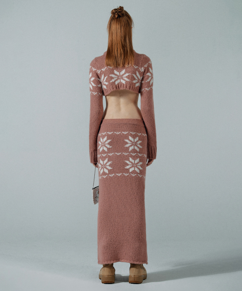 Nordic Underboob Zip-up Pink
