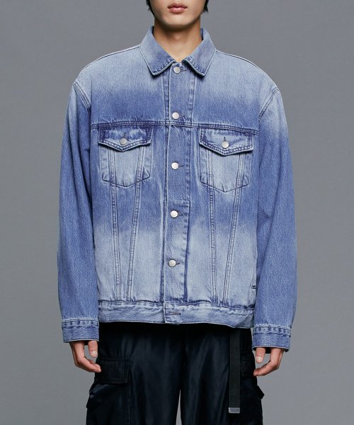 5003 MAX DENIM TRUCKER JACKET [LIGHT BLUE]
