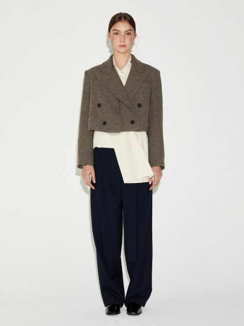 Укороченный шерстяной жакет Peaked Collar Wool Crop Jacket_Beige
