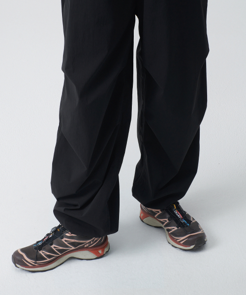 Women's Parachute Pants [Black] thumbnail 11