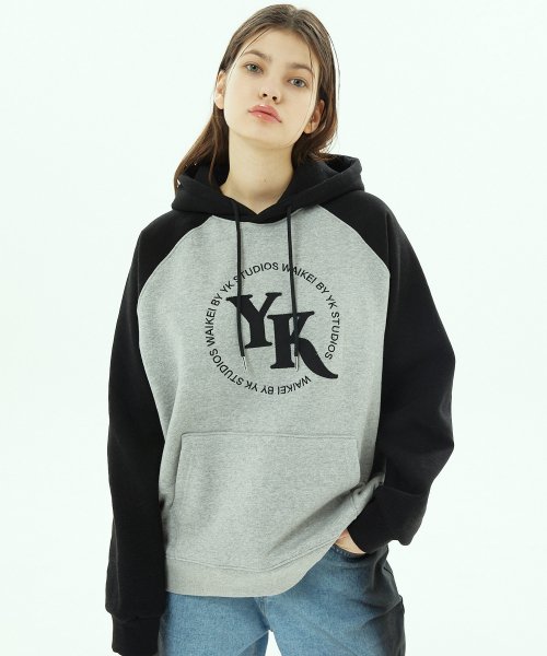 MUSINSA | WAI KEI YK Applique Raglan Hoodie Gray