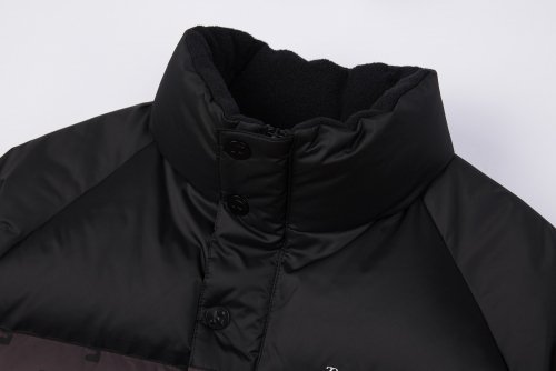 레스트앤레크레이션(REST&RECREATION) RR LOGO PATTERN DOWN JACKET