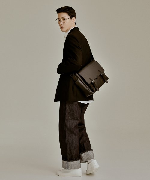 Polygon Double belted LG flap Messenger