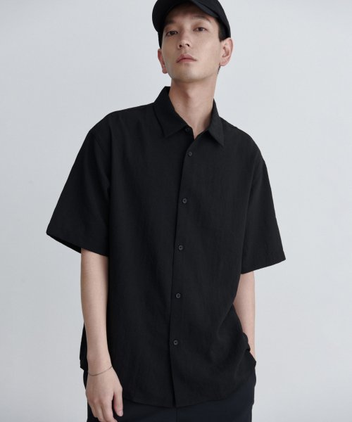 Свободная льняная рубашка с коротким рукавом Relaxed [Black]