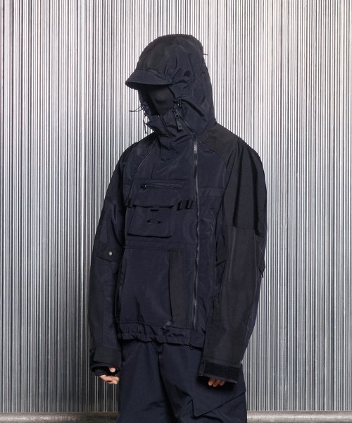 TECHNICAL SHELL JACKET [BLACK]