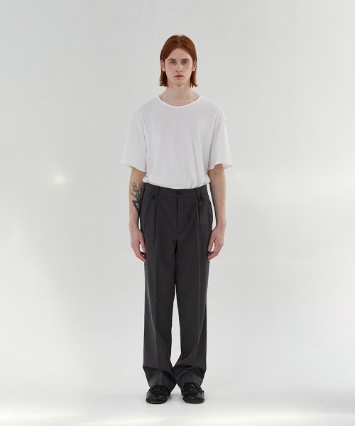 MUSINSA | JUAN HOMME 2 PLEATS WIDE TROUSERS (CHARCOAL)