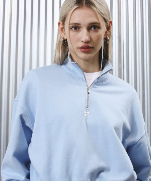 Baby blue 2024 half zip sweatshirt