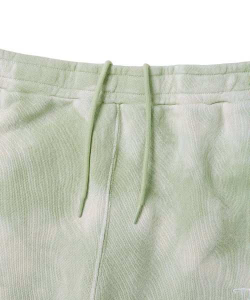 MUSINSA | thisisneverthat® Uneven Dyed Sweatpant Light Sage