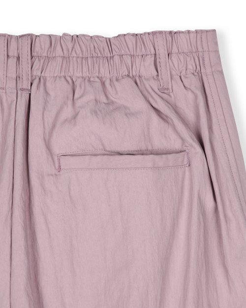 ONE TUCK TWIST SEAM BANDING штаны PALE PINK