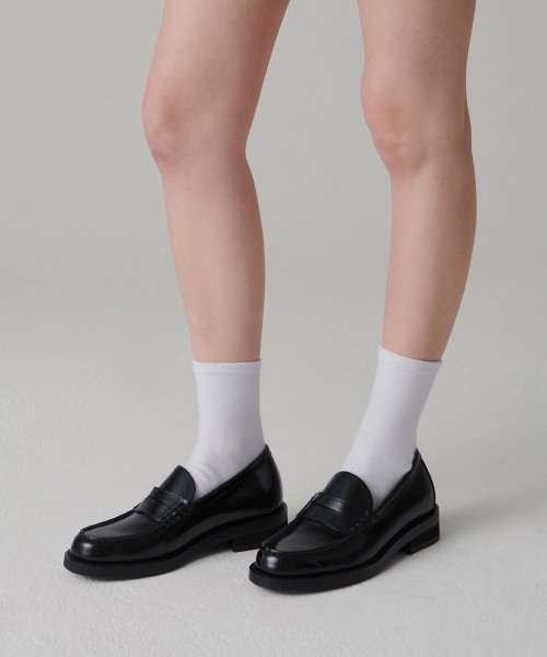 Classic Penny Loafer [Black] thumbnail 12