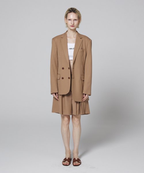 Signature back slit unbalance blazer