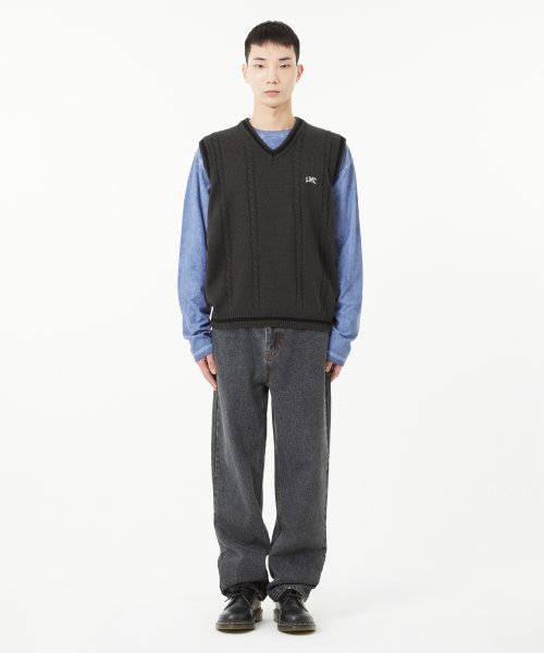 CABLE ARCH KNIT жилет чёрный