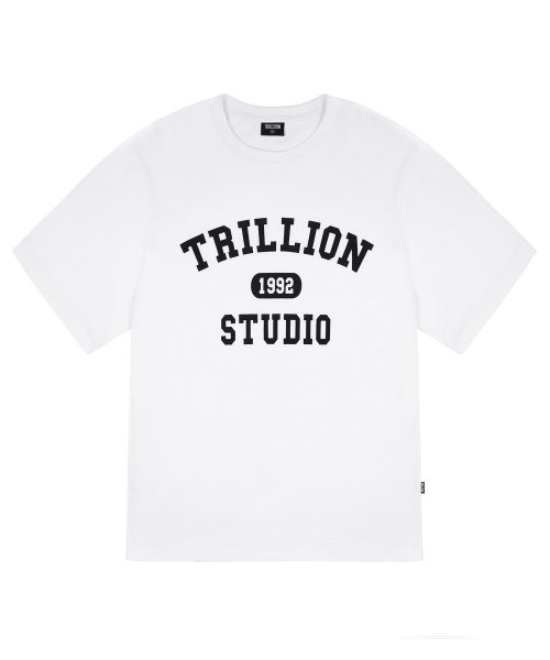 트릴리온(TRILLION) [패키지] 1992 그래픽 오버핏 반팔티셔츠 2PACK (BLACK/WHITE) - 사이즈 & 후기 | 무신사