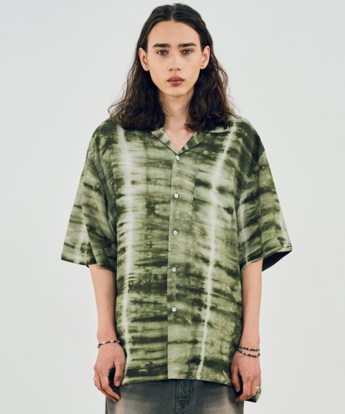 COLLAR TIE DYE HALF SHIRT [GREEN]