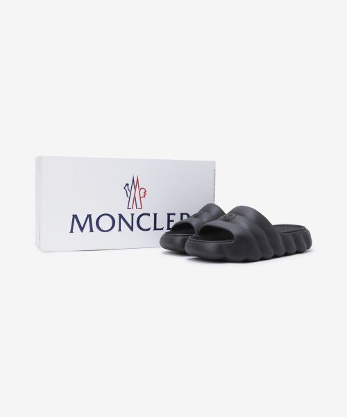 Moncler sliders on sale