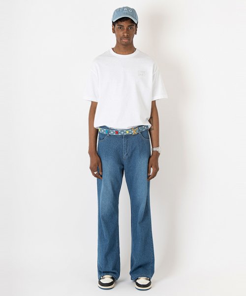 Джинсы bootcut среднего вотош