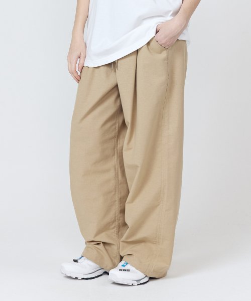 Широкие брюки со складками из хлопка и льна (Beige)