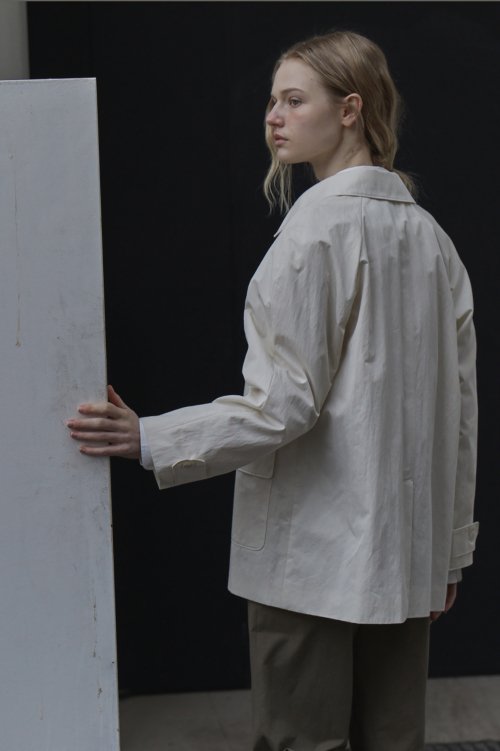 volume half trech (ivory)