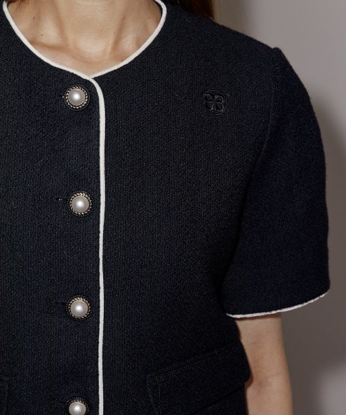 VELVET TRIMMED COTTON CROP JACKET - BLACK