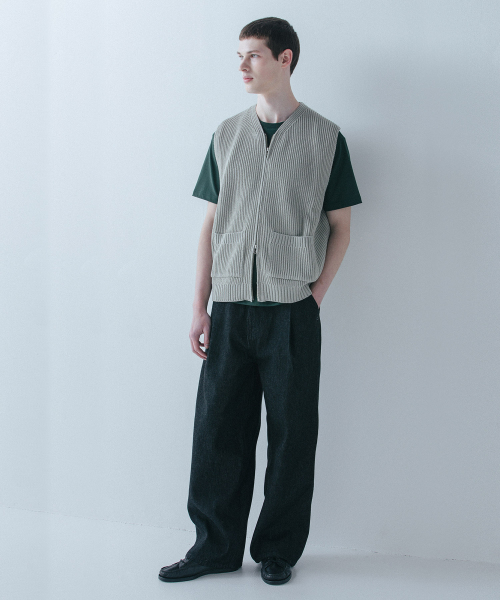 Вязаный жилет на молнии_PALE GREEN