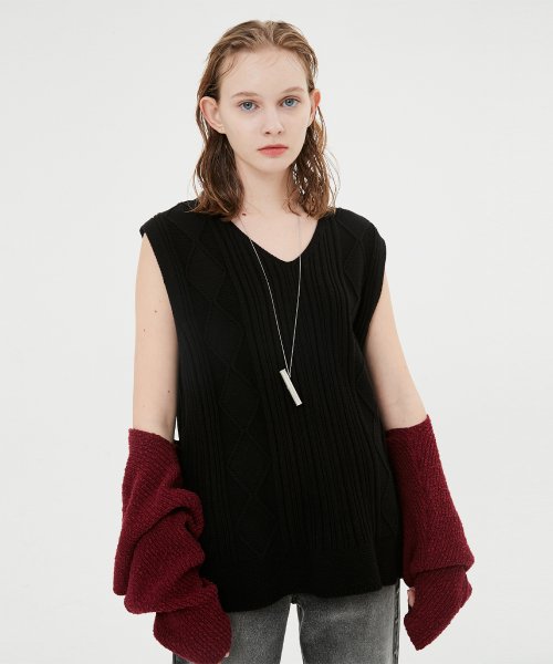 UNISEX, Solar Dia Ribbed Knit Vest Black