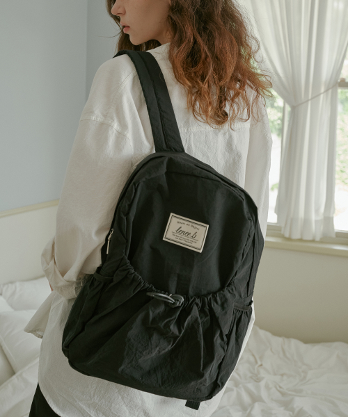 String backpack black