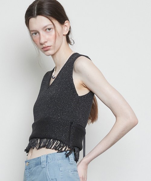 L3 FRINGE KNIT BUSTIER BLACK
