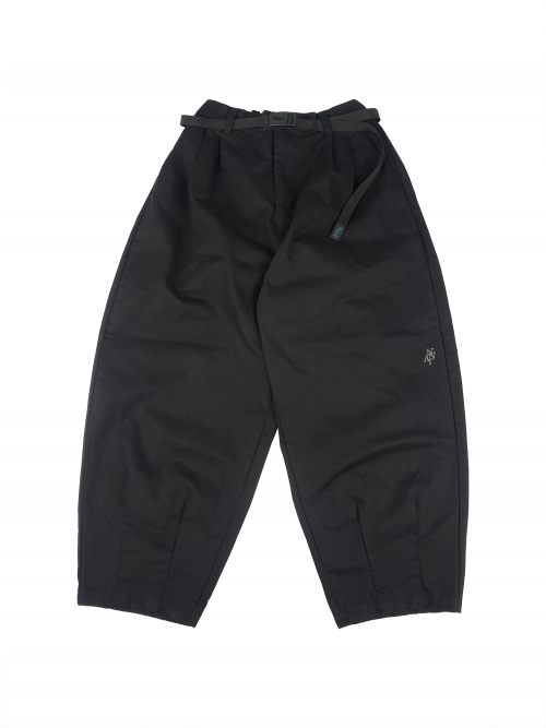 2TUCK BALLOON TRAVEL PANTS BLACK