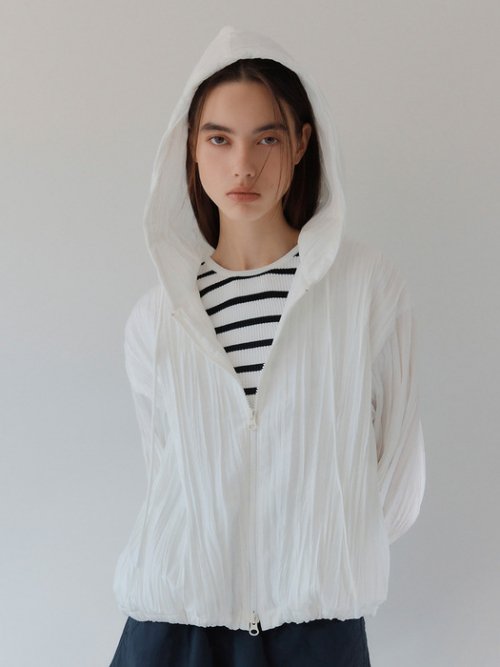 Wake Pleats Semi Cropped Hood Zipup 3color