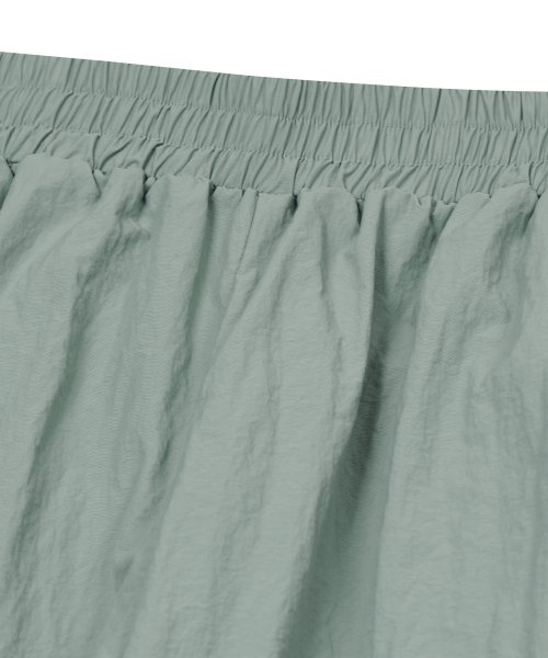 86 IRO284 Waterproof Windbreaker Wide Bending Pants Mint