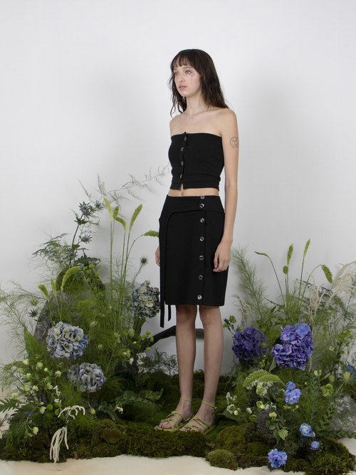 RIBBED SHELL BUTTON TOP - чёрный