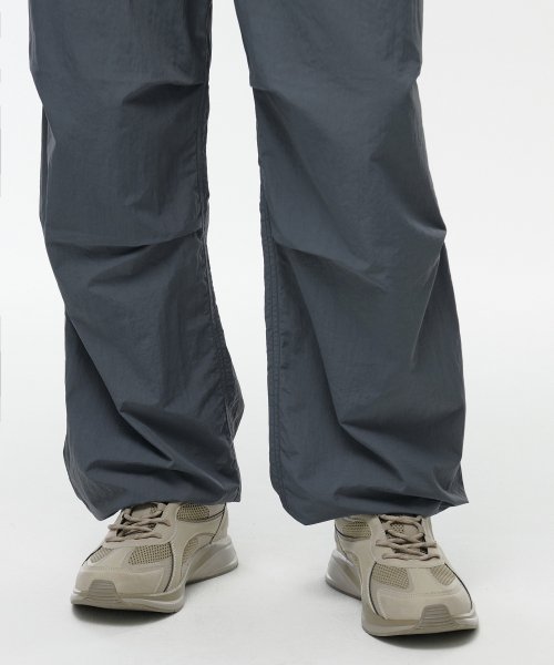 MUSINSA  MUSINSA STANDARD Nylon parachute pants [blue gray]