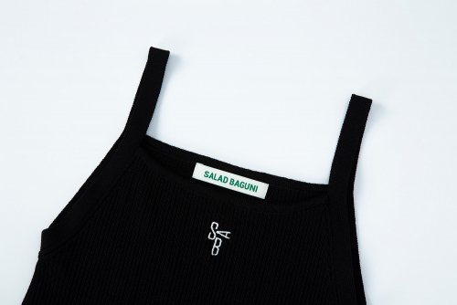 Топ с острым краем и бретелями Black