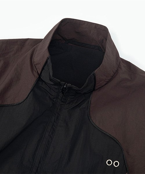 TCM line vest (burgundy)