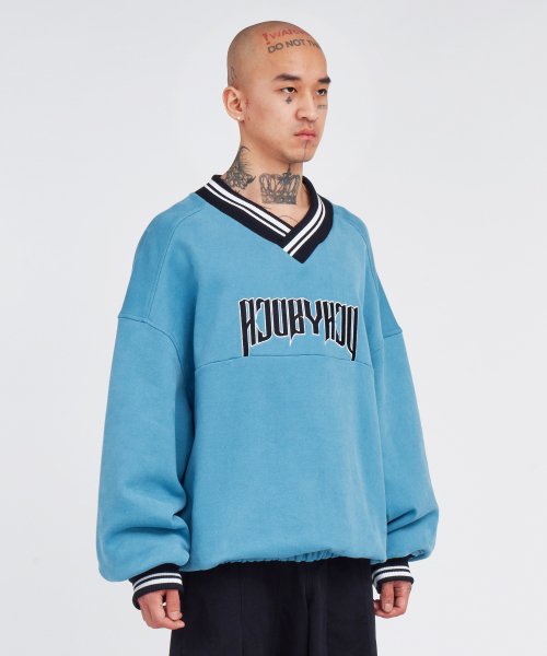 Arch Logo V-Neck Sweatshirt [SKY BLUE]