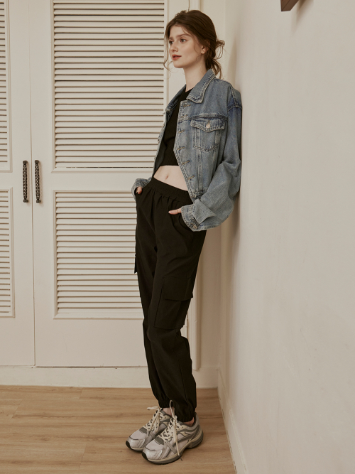 Outside pocket jogger pants