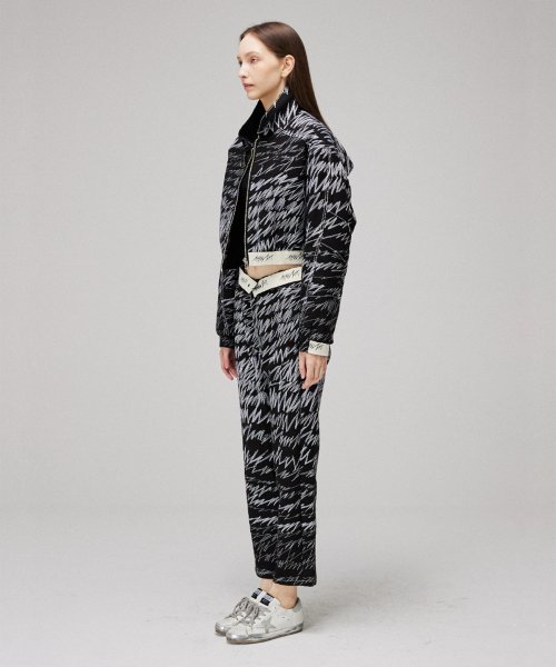 Reversible scribble stitch quilting jumper