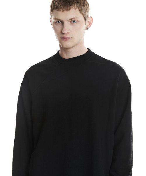 Футболка с вырезом слайс (Black)_ PD3TS1313