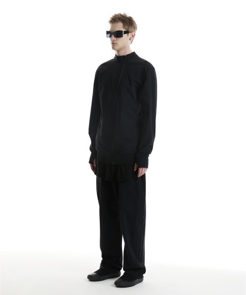 Спортивные брюки с защипами по бокам (Black)_ PD3PA0101