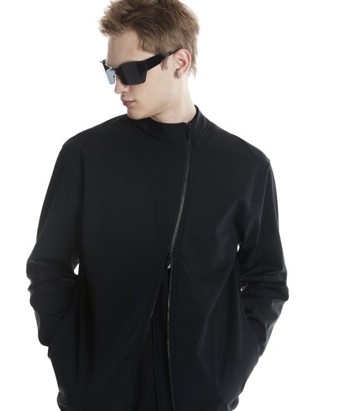 Облегающая спортивная куртка на молнии (Black)_ PD3JP0303