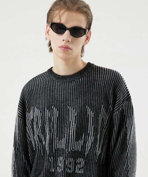 Washable Two-Tone Crewneck Graphic Knit (BLACK) thumbnail 2